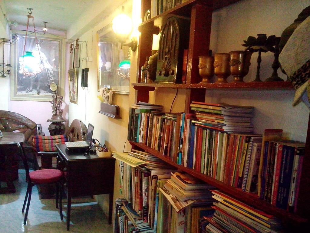 Hotel Cafe De Baan Raow Bangkok Zewnętrze zdjęcie