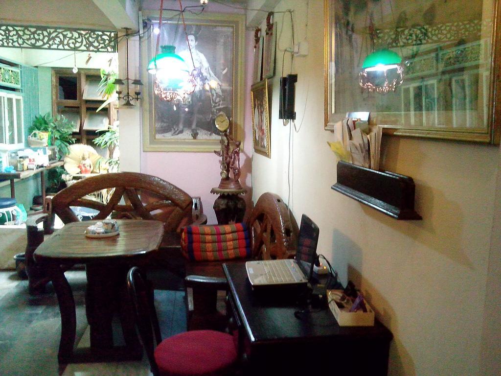 Hotel Cafe De Baan Raow Bangkok Zewnętrze zdjęcie