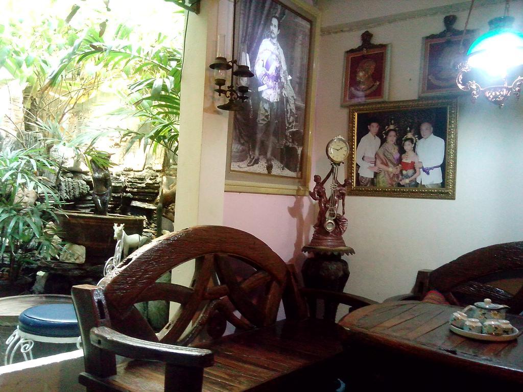 Hotel Cafe De Baan Raow Bangkok Zewnętrze zdjęcie