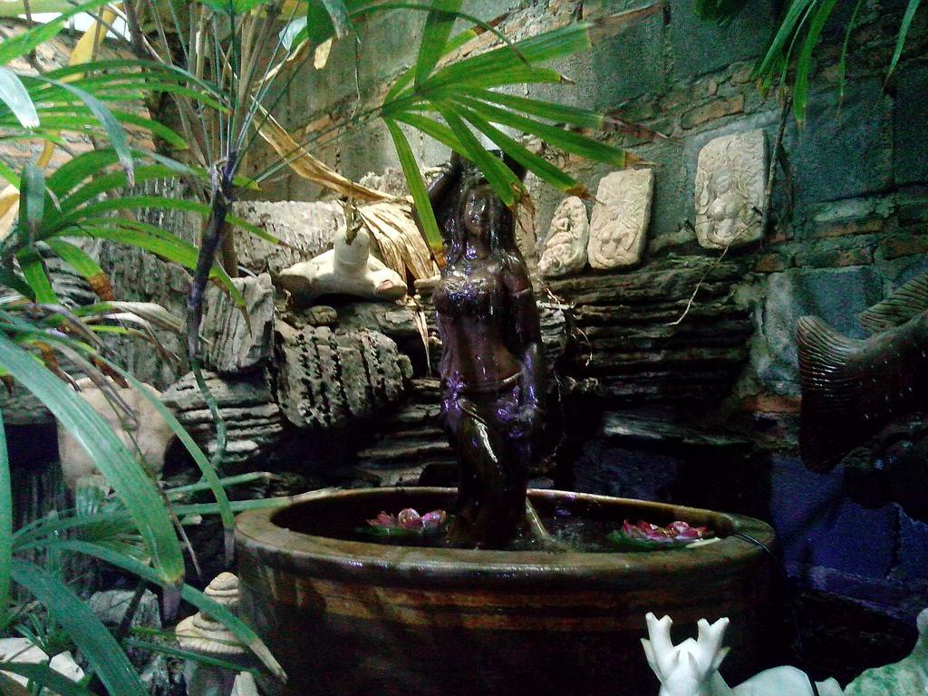 Hotel Cafe De Baan Raow Bangkok Zewnętrze zdjęcie