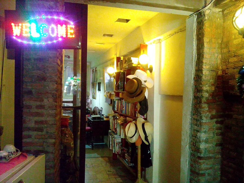 Hotel Cafe De Baan Raow Bangkok Zewnętrze zdjęcie